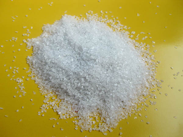 影響白剛玉磨料色澤變化的因素